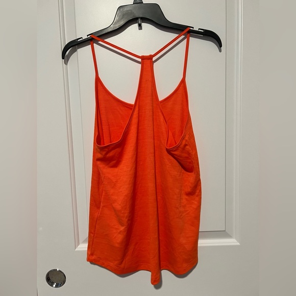 Under Armour Heat Gear Tank top size M - Picture 4 of 4